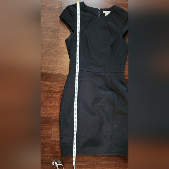 Womens H&M Elegant Black Dress Size 4 - Picture 3 of 5